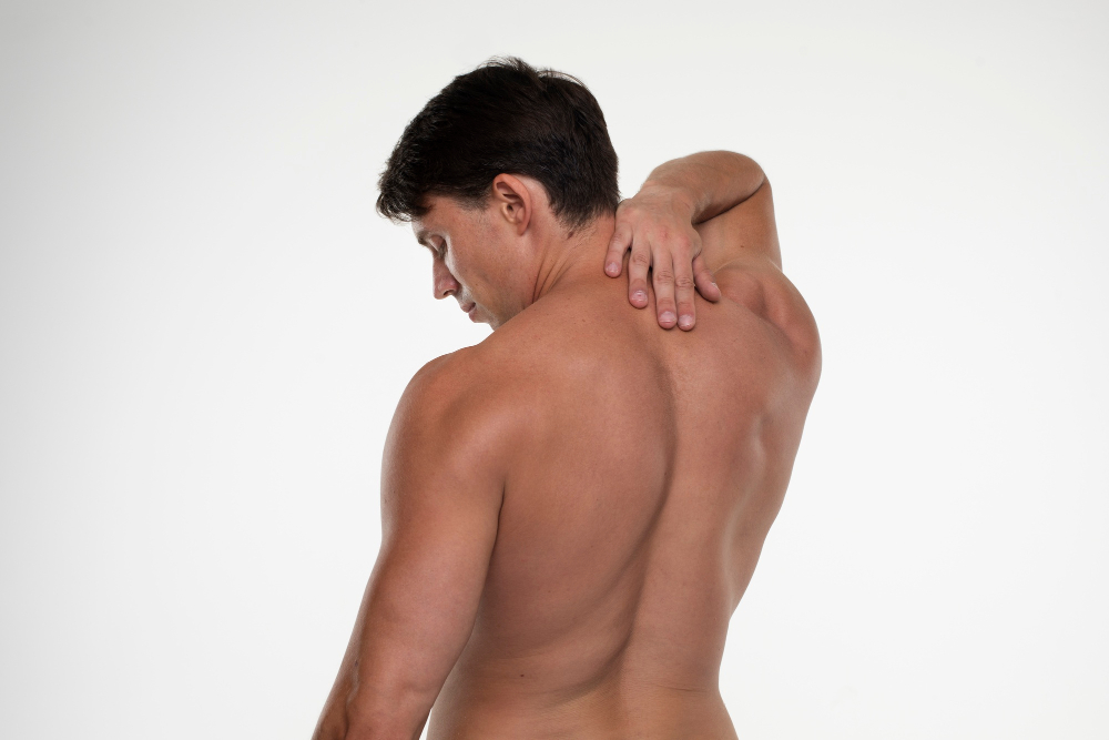 Лазерная эпиляция спины для мужчин